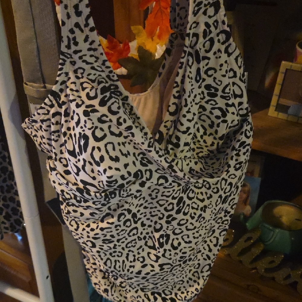 Leopard Print Swimsuit Top